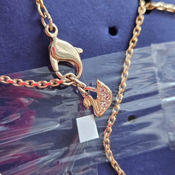 NWT - Swarovski Crystal Interlocking Loop Pendant Necklace - Picture 7 of 10